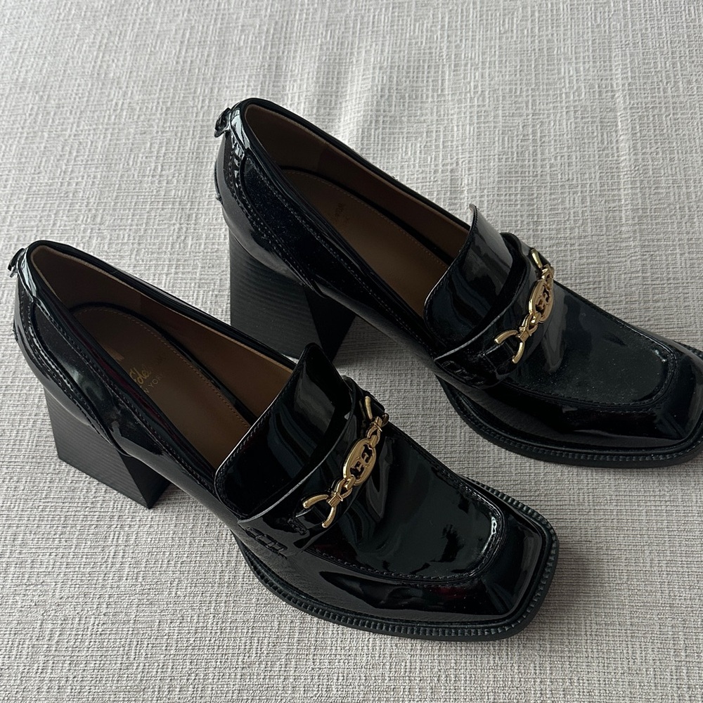 New Sam Edelman Black Patent Leather Loafers with Gold Chain size 11